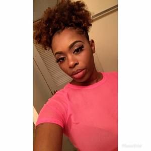 Meet your Posher, Charelle